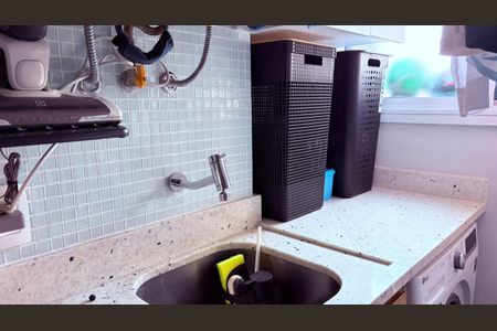 Apartamento à venda com 67m², 2 quartos e 2 vagas Apartamento à venda com 67m², 2 quartos e 2 vagasÁrea de Serviço
