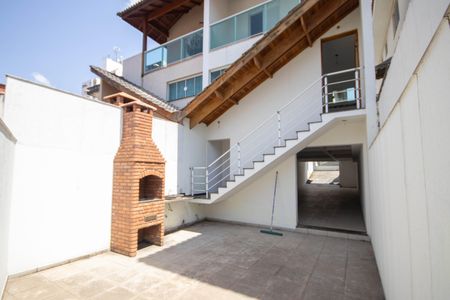 Casa à venda com 133m², 3 quartos e 6 vagasChurrasqueira