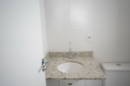 Apartamento à venda com 68m², 2 quartos e 2 vagasBanheiro da Suíte