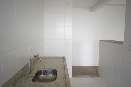 Apartamento à venda com 68m², 2 quartos e 2 vagasCozinha