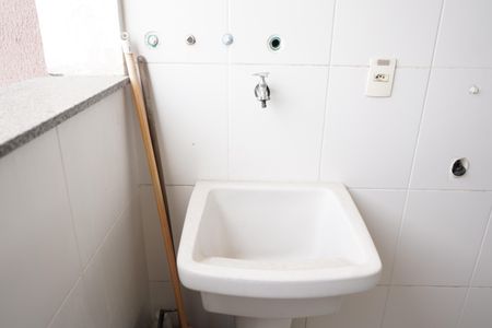 Apartamento à venda com 68m², 2 quartos e 2 vagasÁrea de Serviço