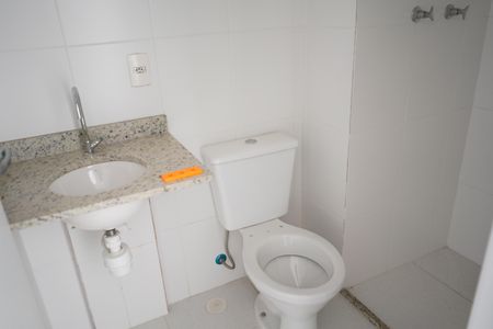 Apartamento à venda com 68m², 2 quartos e 2 vagasBanheiro Social