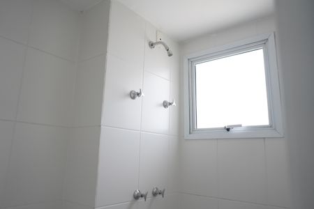 Apartamento à venda com 68m², 2 quartos e 2 vagasBanheiro da Suíte