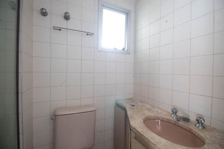 Apartamento para alugar com 67m², 3 quartos e 1 vagaBanheiro 2