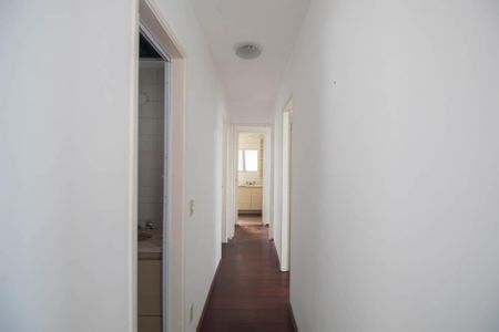 Apartamento para alugar com 67m², 3 quartos e 1 vagaCorredor