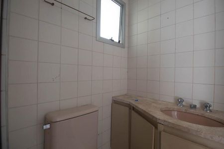 Apartamento para alugar com 67m², 3 quartos e 1 vagaBanheiro 2