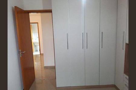 Apartamento à venda com 2 quartos, 45m² em Vila Nivi, São Paulo