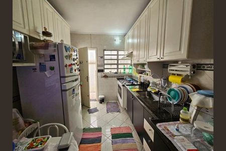 Casa à venda com 3 quartos, 255m² em Santa Teresinha, São Paulo