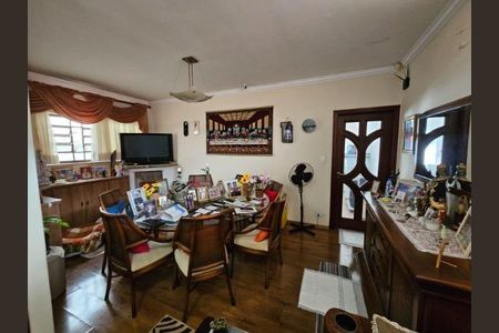 Casa à venda com 3 quartos, 255m² em Santa Teresinha, São Paulo