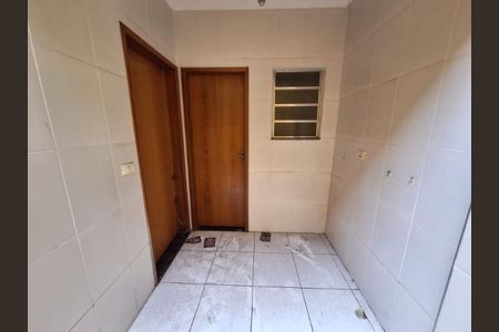 Casa à venda com 110m², 3 quartos e 2 vagas