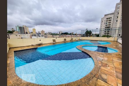 Apartamento à venda com 65m², 2 quartos e 1 vagaÁrea comum - Piscina