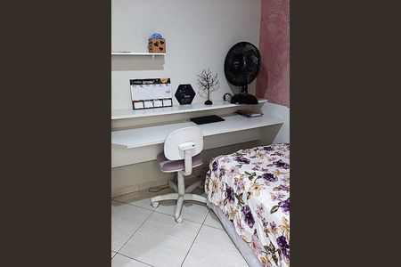 Casa de condomínio à venda com 120m², 3 quartos e 2 vagas