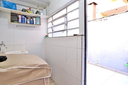 Casa à venda com 110m², 3 quartos e sem vagaÁrea de Serviço