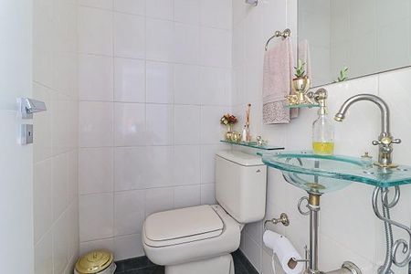 Apartamento à venda com 218m², 3 quartos e 3 vagas