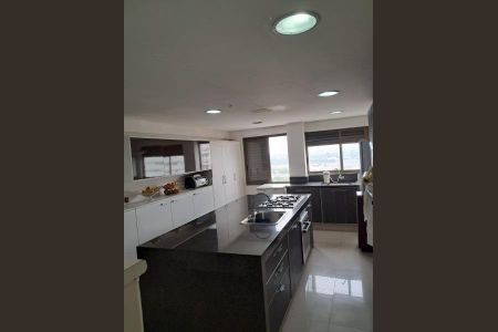 Apartamento à venda com 186m², 4 quartos e 4 vagas