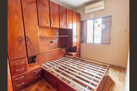 Casa à venda com 110m², 2 quartos e sem vaga Casa à venda com 110m², 2 quartos e sem vagaQuarto 2