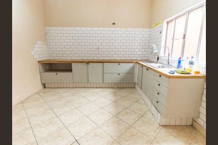 Casa à venda com 110m², 2 quartos e sem vaga Casa à venda com 110m², 2 quartos e sem vagaCozinha