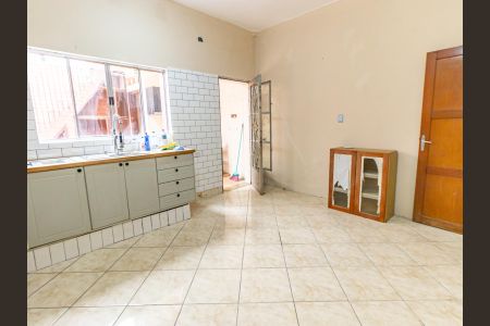 Casa à venda com 110m², 2 quartos e sem vaga Casa à venda com 110m², 2 quartos e sem vagaCozinha
