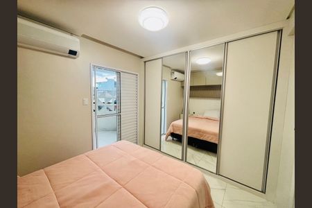 Quarto 1 de casa para alugar com 3 quartos, 170m² em Planalto, Belo Horizonte