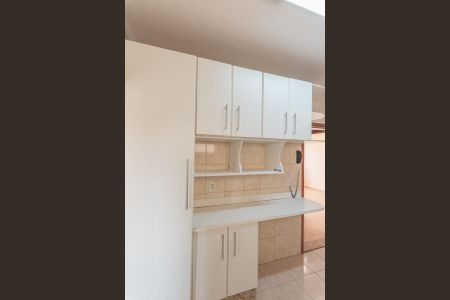Apartamento à venda com 75m², 2 quartos e 1 vaga Apartamento à venda com 75m², 2 quartos e 1 vagaCozinha