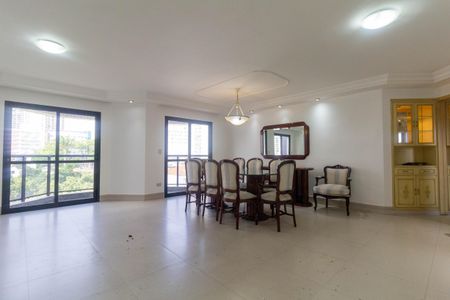 Apartamento à venda com 138m², 3 quartos e 3 vagasSala