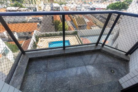 Apartamento à venda com 138m², 3 quartos e 3 vagasSacada Suíte