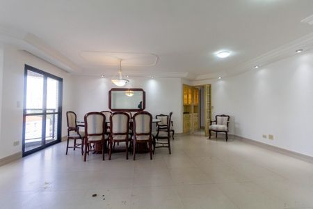 Apartamento à venda com 138m², 3 quartos e 3 vagasSala