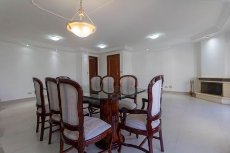 Apartamento à venda com 138m², 3 quartos e 3 vagasSala