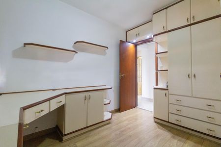 Apartamento à venda com 138m², 3 quartos e 3 vagasQuarto 2