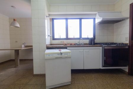 Apartamento à venda com 138m², 3 quartos e 3 vagasCozinha