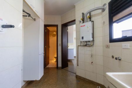 Apartamento à venda com 138m², 3 quartos e 3 vagasÁrea de Serviço
