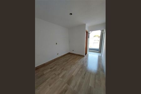 Casa à venda com 3 quartos, 108m² em Vila Ré, São Paulo