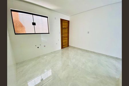 Casa à venda com 3 quartos, 140m² em Vila Salete, São Paulo