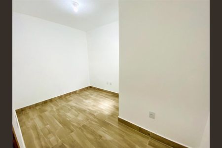 Casa à venda com 3 quartos, 140m² em Vila Salete, São Paulo