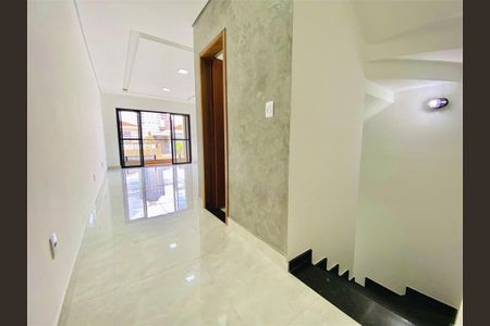 Casa à venda com 3 quartos, 140m² em Vila Salete, São Paulo