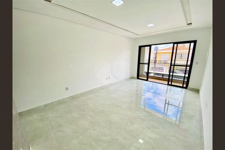 Casa à venda com 3 quartos, 140m² em Vila Salete, São Paulo