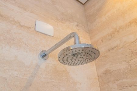 Casa à venda com 574m², 4 quartos e 6 vagasBanheiro 1 da Suíte 4