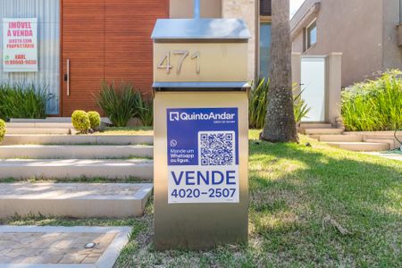 Casa à venda com 574m², 4 quartos e 6 vagasPlaca 