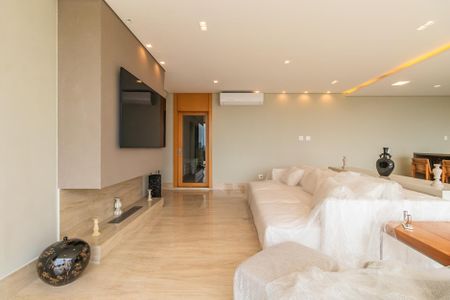 Casa à venda com 574m², 4 quartos e 6 vagasEspaço Gourmet