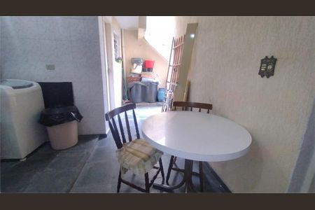 Casa à venda com 152m², 2 quartos e 2 vagas