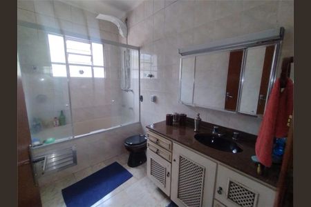 Casa à venda com 152m², 2 quartos e 2 vagas