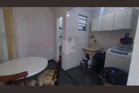 Casa à venda com 152m², 2 quartos e 2 vagas