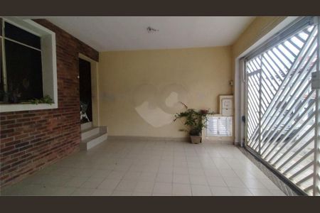 Casa à venda com 152m², 2 quartos e 2 vagas