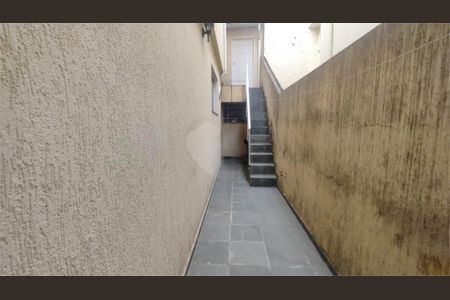 Casa à venda com 152m², 2 quartos e 2 vagas