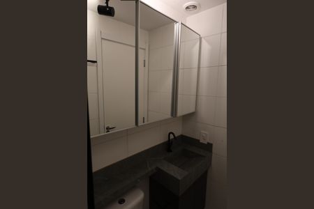 Apartamento à venda com 33m², 2 quartos e sem vagaBanheiro