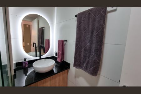 Banheiro Social de apartamento à venda com 1 quarto, 28m² em Vila Buarque, São Paulo