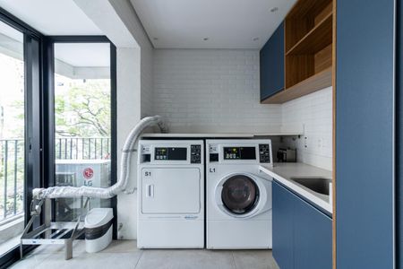 Studio para alugar com 40m², 1 quarto e sem vaga Studio para alugar com 40m², 1 quarto e sem vagaLavanderia