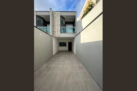 Casa à venda com 110m², 3 quartos e 2 vagas