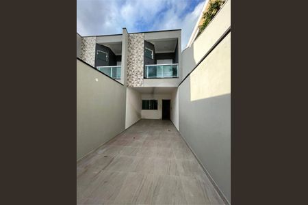 Casa à venda com 110m², 3 quartos e 2 vagas