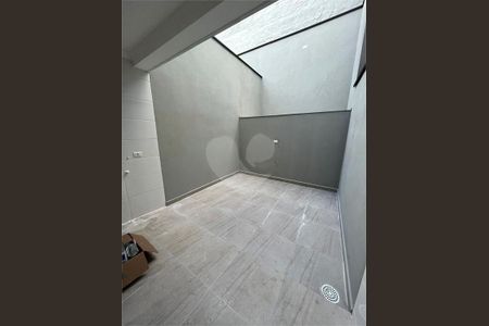 Casa à venda com 110m², 3 quartos e 2 vagas